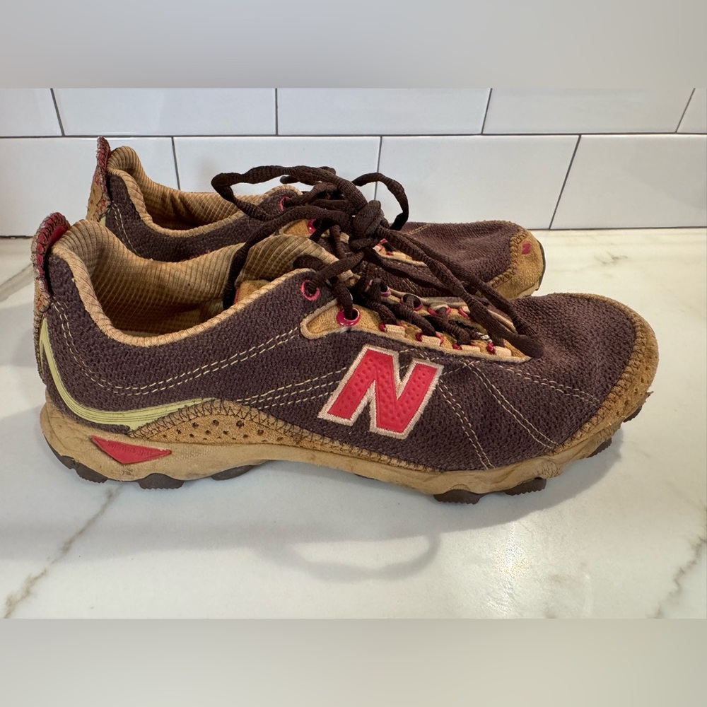 New Balance▪️790 Trail Running Sneaker.  Size 9